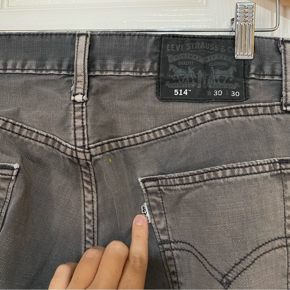 Vintage Faded White Tab 514 Levi’s Men’s Jeans with Paint // 30X30 - Picture 3 of 4